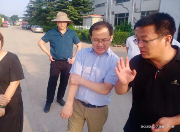 1659574751498195.bmp 工作快訊55期 體系崗位科學家在威海涉果企業(yè)考察調研并指導工作.bmp